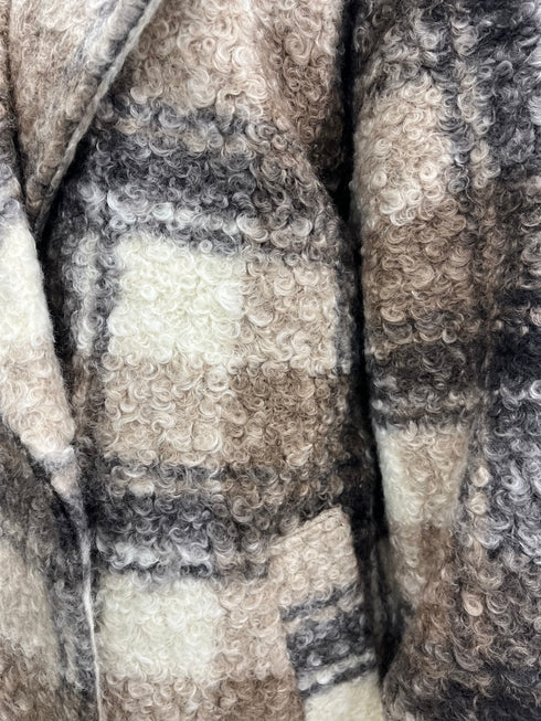 チェック柄ミドル丈コート